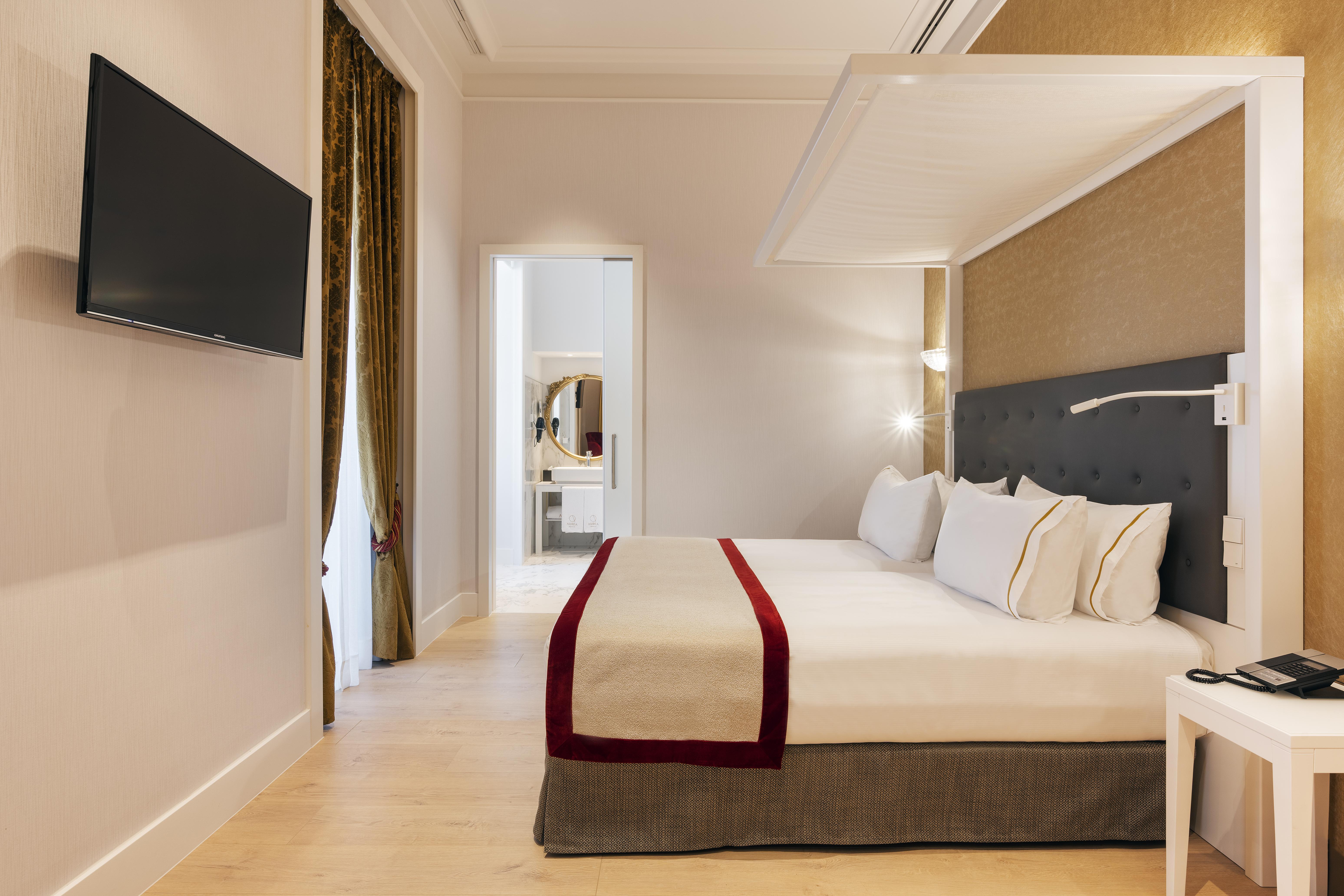 Aurea Ana Palace By Eurostars Hotel Company Budapest Exterior photo A room at the hotel