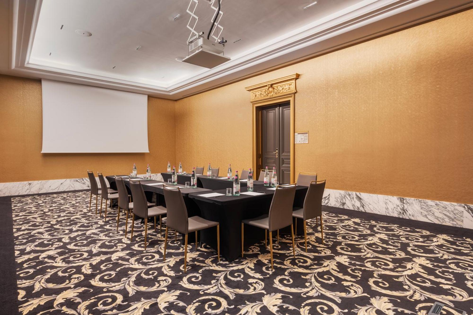 Aurea Ana Palace By Eurostars Hotel Company Budapest Exterior photo Meeting room