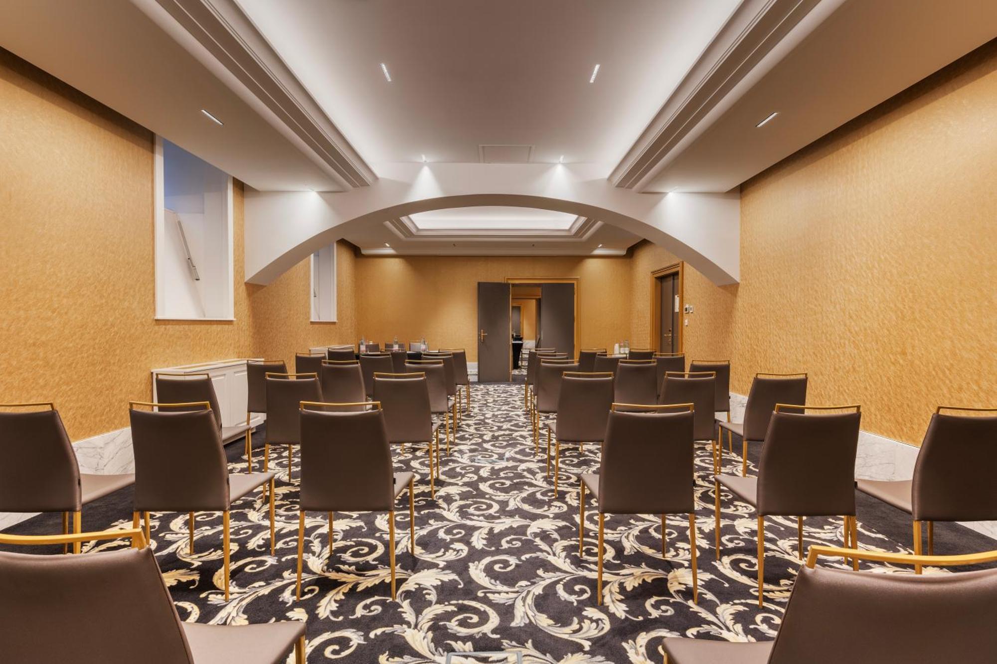 Aurea Ana Palace By Eurostars Hotel Company Budapest Exterior photo The Westin Meeting Room